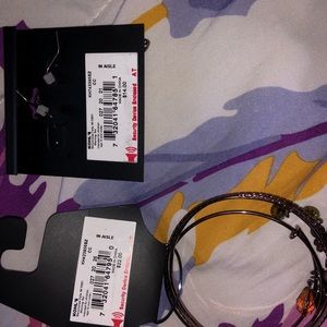 Jewelry! Brand new cute for fall